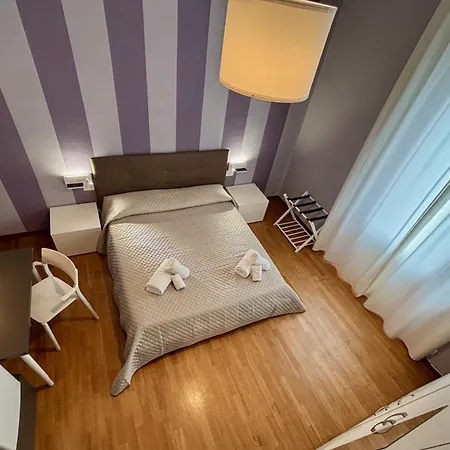 Evy's Konukevi La Spezia